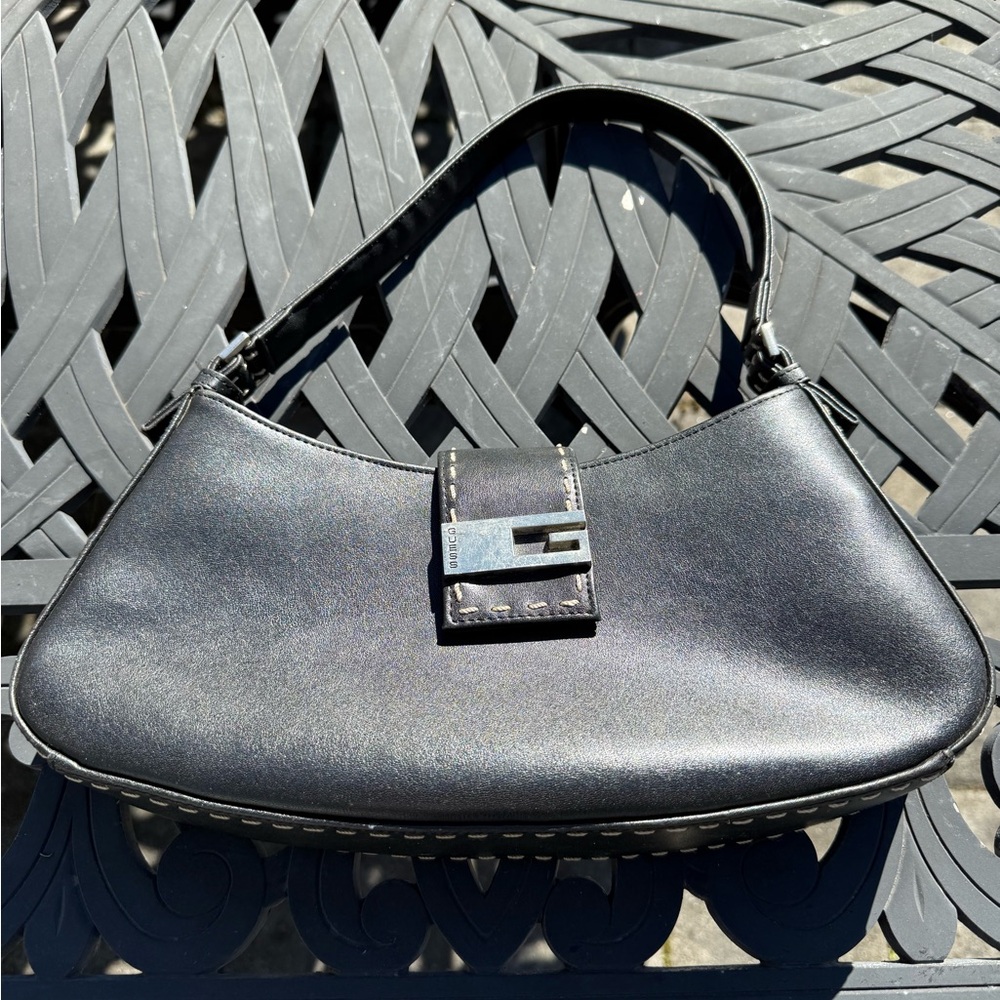 Guess Y2K Black Shoulder Bag with Silver Buckle and white stitching.